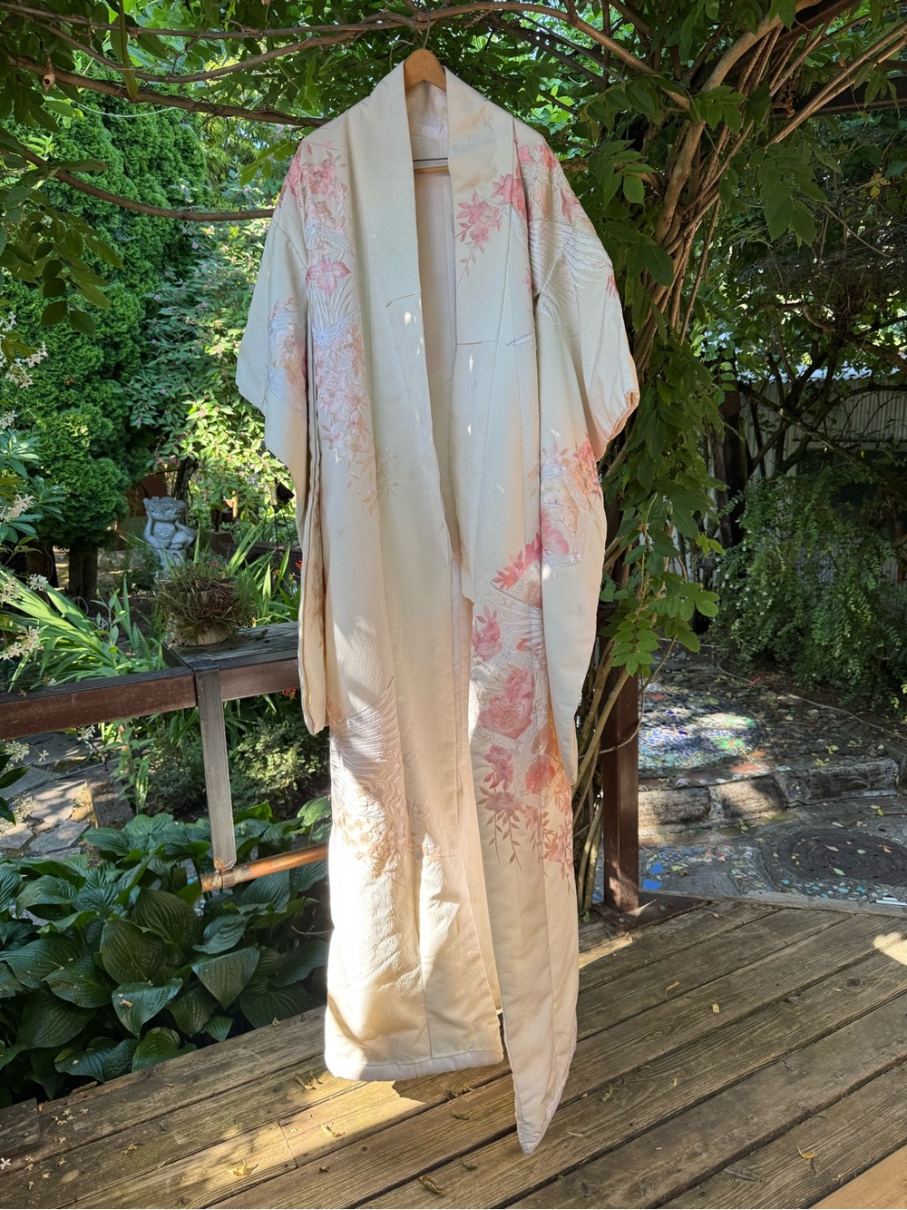 Ivory Floral Kimono Robe - Crane Embroidery and Rhinestone Embellishment